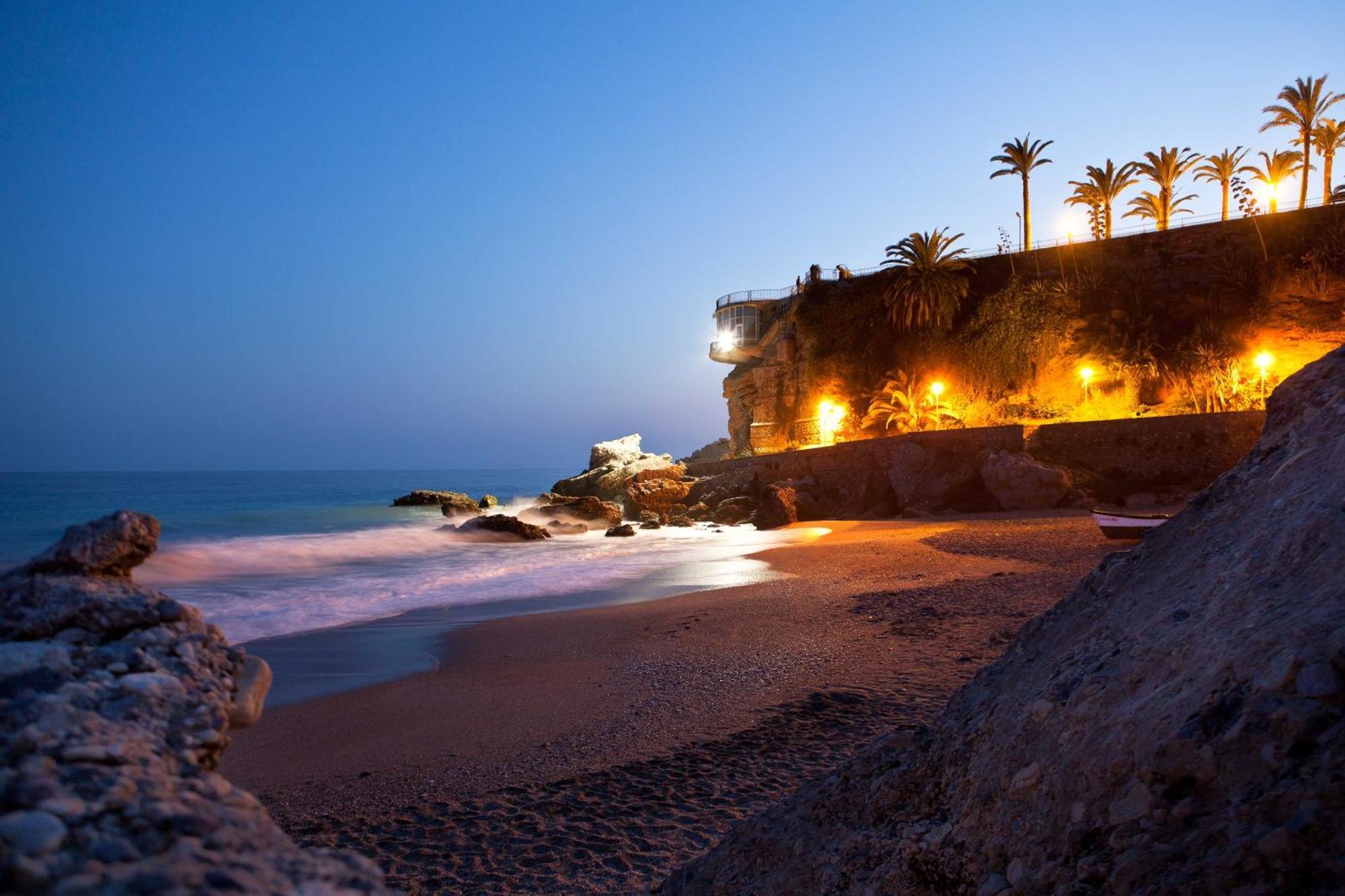 At Almoraide Rooms Suites (Adults Only) Nerja Ngoại thất bức ảnh