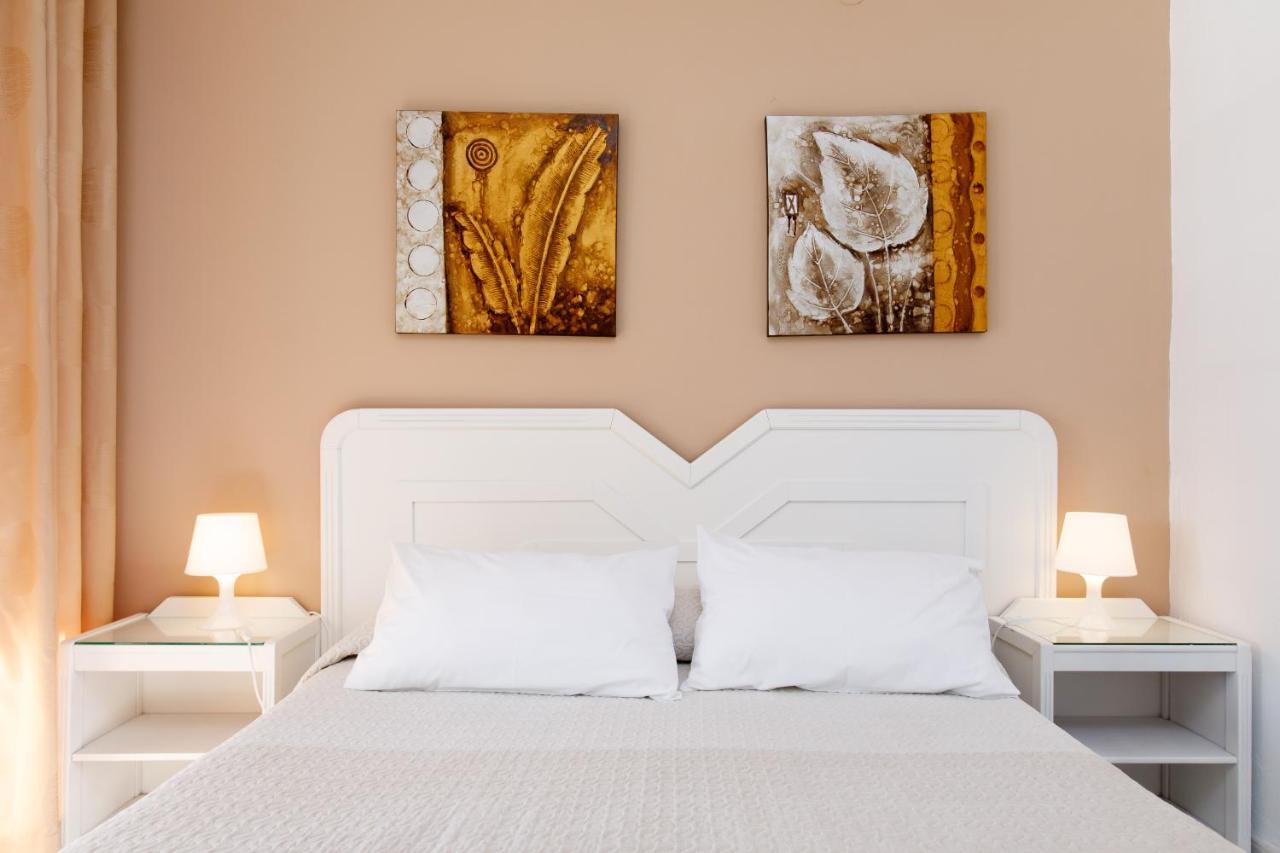 At Almoraide Rooms Suites (Adults Only) Nerja Ngoại thất bức ảnh
